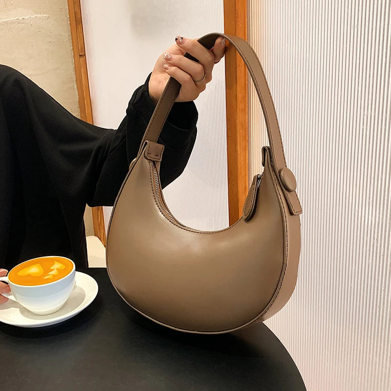 2022 Fashion Armpit Bags for Women Cute Half Crescent Bag Leather PU Purses and Handbags Designer Shoulder Bag Small Hand Bag