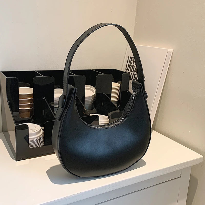 2022 Fashion Armpit Bags for Women Cute Half Crescent Bag Leather PU Purses and Handbags Designer Shoulder Bag Small Hand Bag