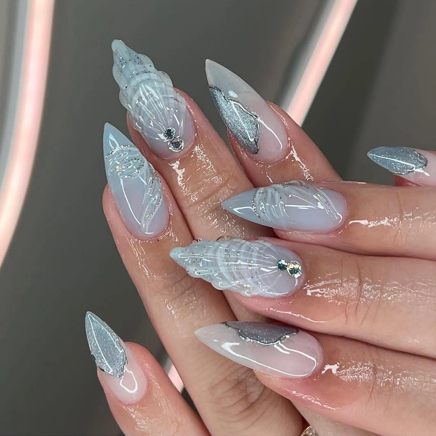 24pcs 3D Droplet Shell Press on Nails Light Blue Sea Almond Shaped Fake Nail Patches Fashion y2k Art Style False Nail Wearable